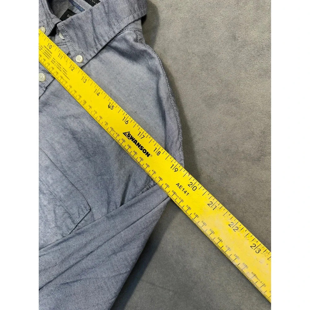 Banana Republic Untucked Slim Fit Chambray Button Down Shirt Mens XL‎ Blue